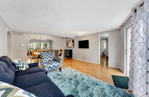 Boynton Beach Villa | Spacious Boyton Beach 4BR with pool near beach