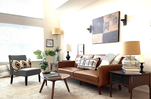 Lake Hills House | Spacious & Comfortable 2bd townhome near T-Mobile HQ and downtown Bellevue