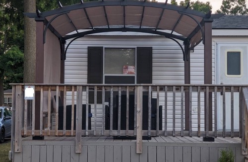 Sherkston Cottage | Spacious Corner Lot Cottage @ Sherkston Shores