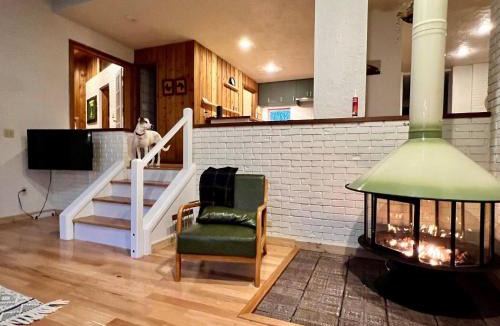 Athens House | Spacious Hidden Gem in Athens OH
