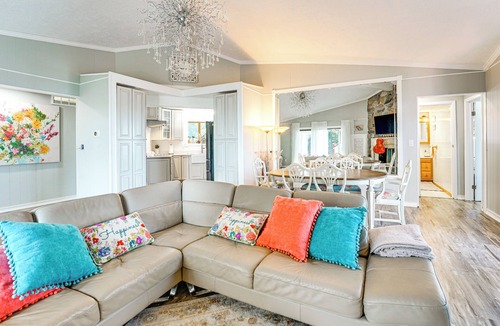 Richmondville House | Spacious Lakefront Home w/Fenced Yard & Sauna