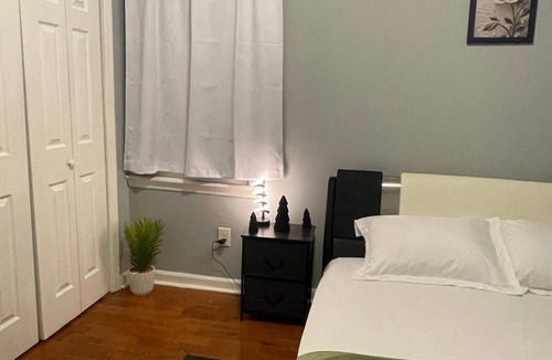 Newark Apartment | Spacious, Pristine, Private bedroom apartment in excellent Newark with AC &TV