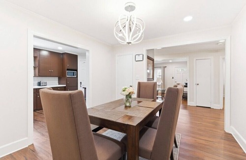 Burlington House | Spacious Private Retreat Near Greensboro & Durham!
