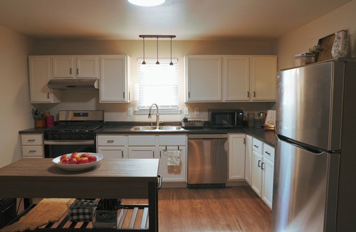 Downtown Indianapolis House | Spacious, Sleeps 16+, Game Room Near Downtown Indianapolis