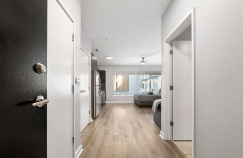 Grandview Heights House | Spacious Studio with pool view