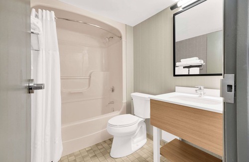 Unionville Hotel | Spark by Hilton Toronto Markham