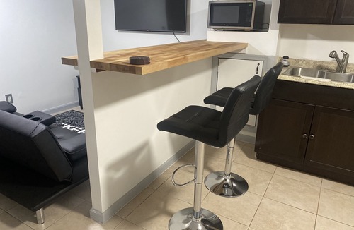 Rochdale Apartment | SPRINGFIELD ESTATE-9 MINS FRM JFK/20 MINS FRM LGA