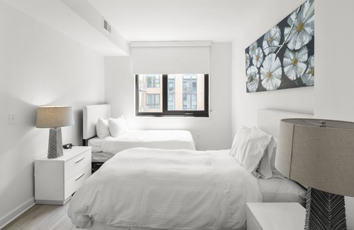 NoMa Hotel | Steps from Metro | 24/7 concierge | Heart of Noma
