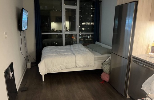 Fort York Apartment | Studio available in Liberty village