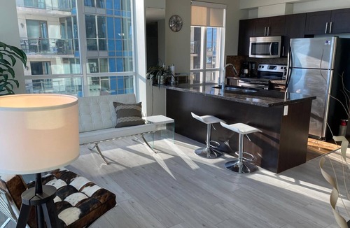 East Village Condo | Stunning Riverfront Condo in East Village - Amazing Views!