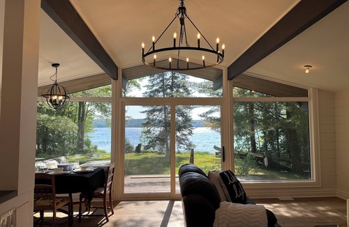 Utterson Cottage | Sunset Pines Oasis - Beautiful Muskoka Waterfront Cottage