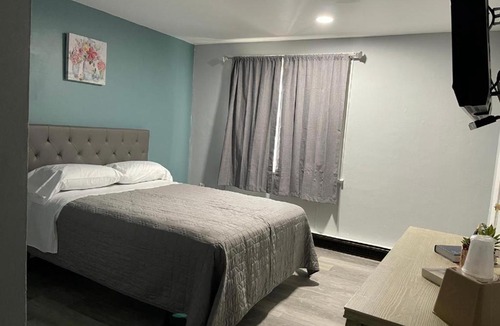 Dover Hotel | Superlodge