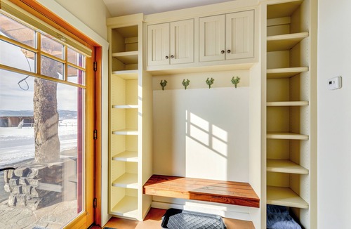 Bedford Cabin | 'The Barn at Dancing Deer Ranch' in Bedford