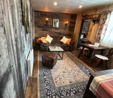 Stewart Ski Chalet | The Cabin