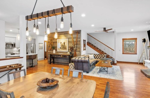 Whitefish House | The Dancing Bears Den