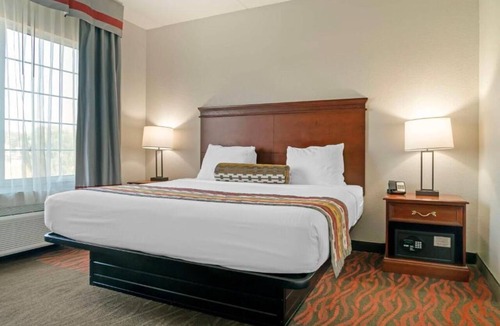 Grand Rapids Hotel | The Grand Select