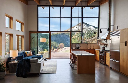 Boulder House | The Mountain Lookout