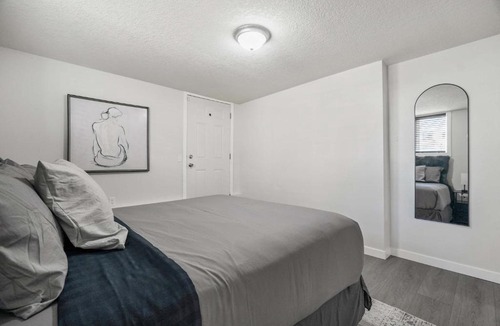 Bridgeland Apartment | The Weekender Cozy Bridgeland Retreat Sleeps 2