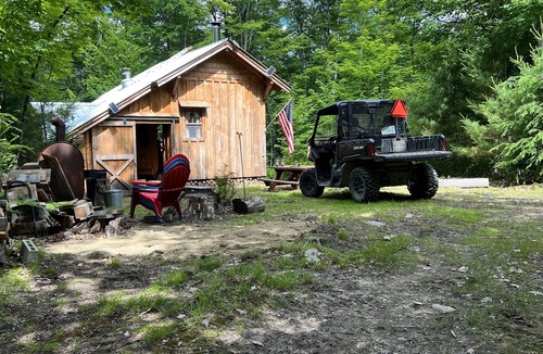 Barnstead Cabin | The Windfall Off-Grid Cabin and Farm Stay