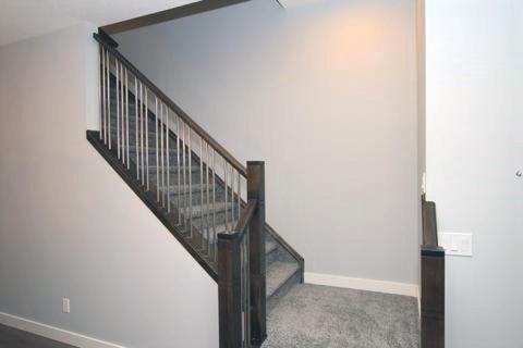 Sunalta Apartment | Three-Bedroom House with Balcony #33 Sunalta Downtown