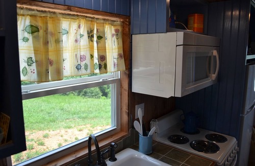 Newnata House | Tiny House On The Mountaintop