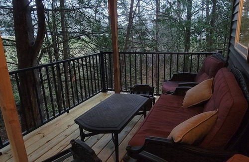 Elba Cabin | Tiny Treehouse Cabin | Bluff Woodlands #1
