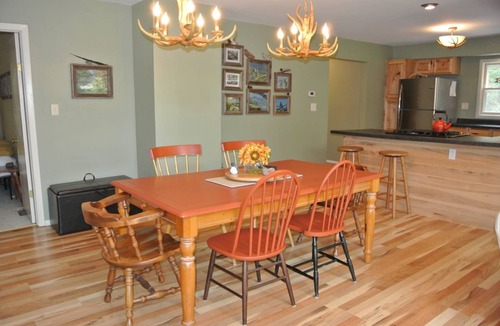 Rhinelander Cabin | Tranquil Privacy