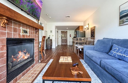 Vernon Apartment | Updated Mountain front Mtn Creek Pool Hot Tub 324