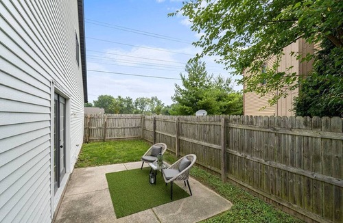 Saint Marys  Allen County Condo | Upscale Fort Wayne Condo | Attached Garage, Modern Comfort