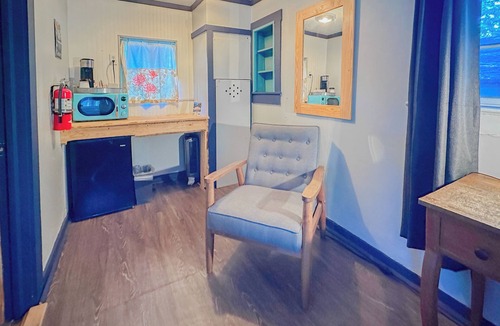 Eureka Springs Historic District Cabin | Wanderoo Lodge