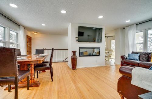 Maple Grove House | Waterfront Eagle Lake Home w/Yard & Deck