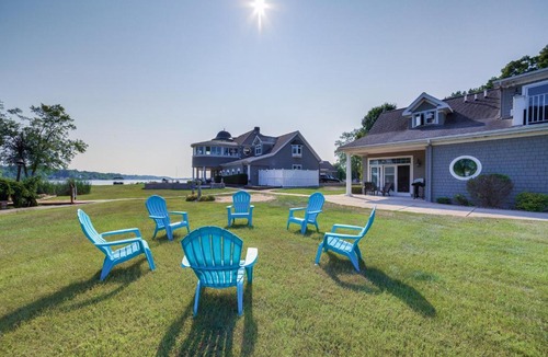Horton House | Waterfront Jackson Mansion: Patio, Grill, Dock!