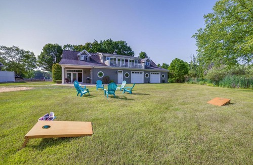 Horton House | Waterfront Jackson Mansion: Patio, Grill, Dock!