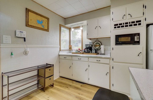 North Webster House | Waterfront Lake Webster Retreat w/Pier & Views