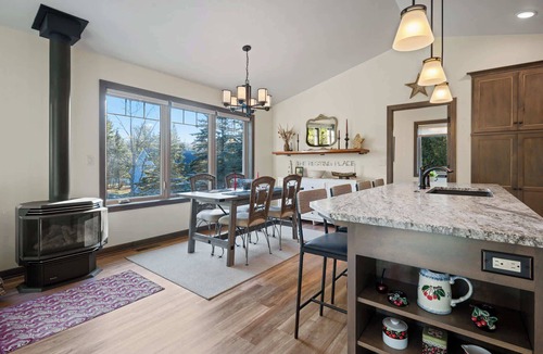 Sturgeon Bay House | Waterfront! New Construction The Resting Place