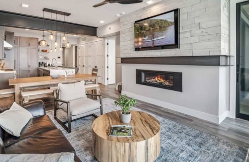 Sandpoint Condo | Waterfront Views, Spa & Serenity | Rooftop Bar
