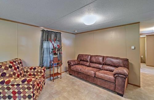 Waterloo House | Waterloo Home with Fire Pit - 1/2 Mi to Boat Ramp!