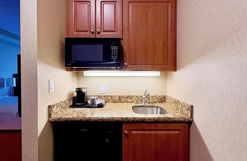 Waterloo Hotel | Waterloo Suites Hotel, Trademark Collection by Wyndham
