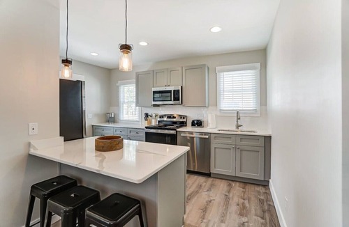 Hamilton House | Webster Ave · Close to entertainment, shopping and restaurants