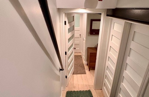 Flatbush Apartment | Welcome Home
