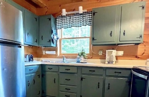 Rangeley Cabin | Whiskey River Ridge- cozy modern cabin close to downtown+Saddleback Mt.