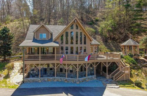 Sugar Grove House | Whispering Willow