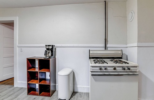 Binghamton Apartment | Work & Study: Binghamton Apt 2 Mi to Downtown