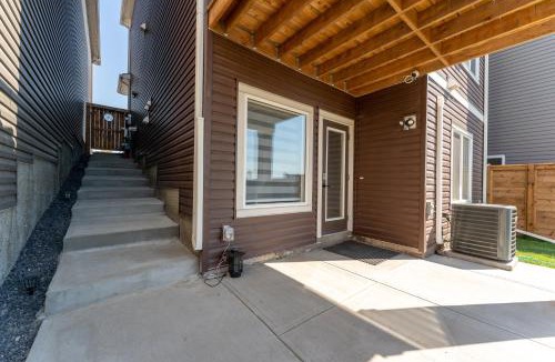 Southeast Calgary Apartment | You will love this 2BR Guest Suite in SE Calgary