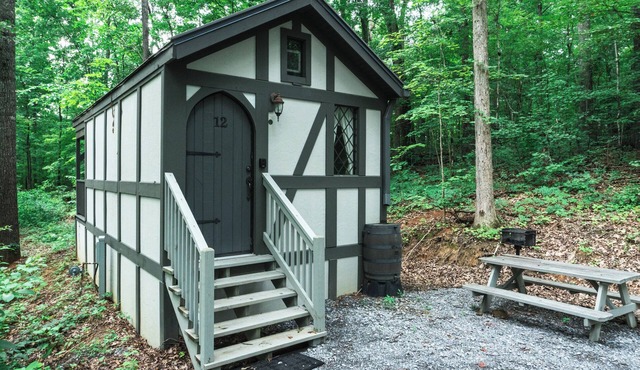#12 Carlotta - Tiny Home Cottage