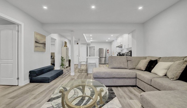 2BR Basement Suite with Fireplace & Central A/C in Hamilton