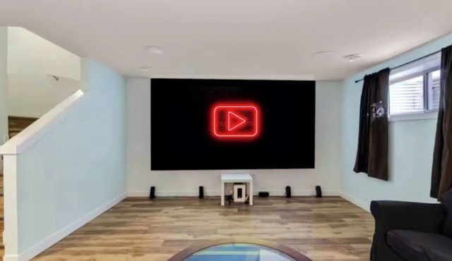 4K Projector Theatre, Cozy Vibes, Attached Garage, 2 King, 1 Queen, 1 sofa bed