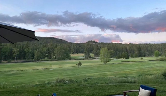 Amazing Golf Course and Mountain Views