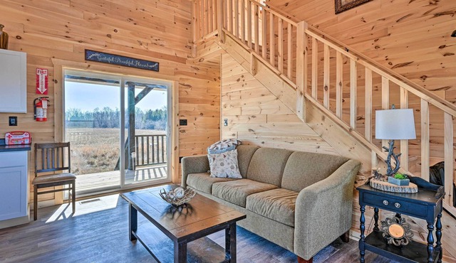 Applegate Cabin w/ Deck ~ 2 Mi to Lake Huron! in Applegate