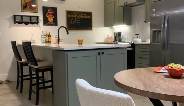 Beautiful New Construction 2 - Bedroom/2 Bath located in West University.